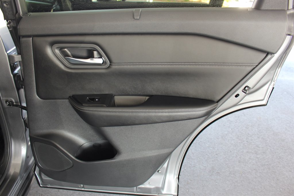 2024 Nissan Rogue - $25,995
