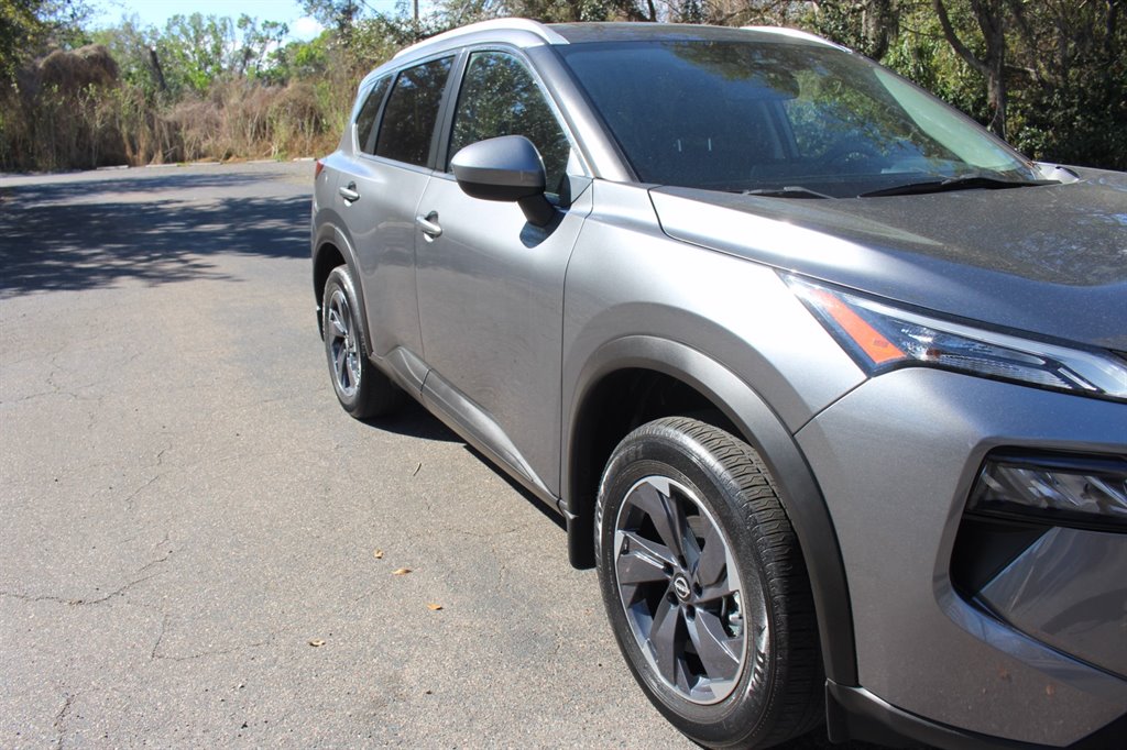 2024 Nissan Rogue - $25,995