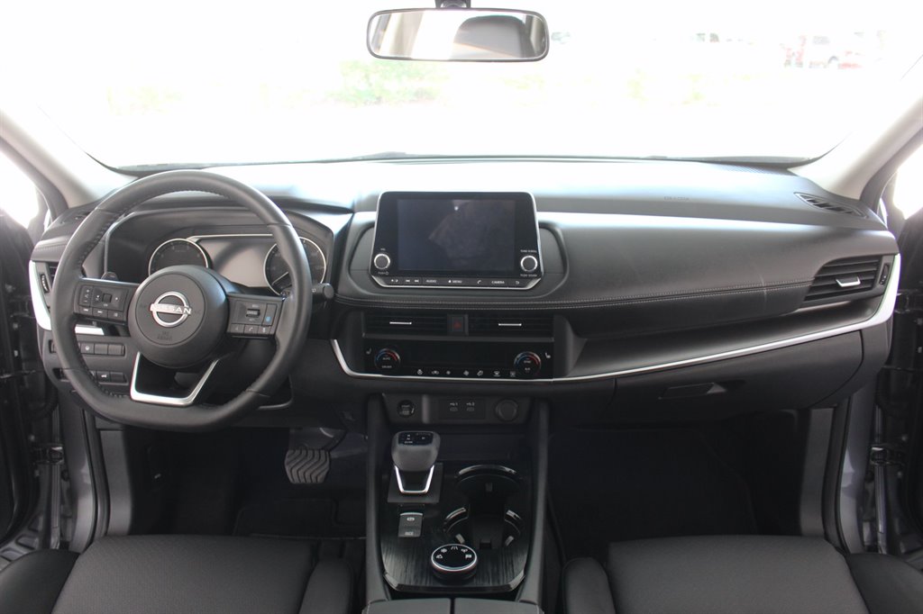 2024 Nissan Rogue - $25,995