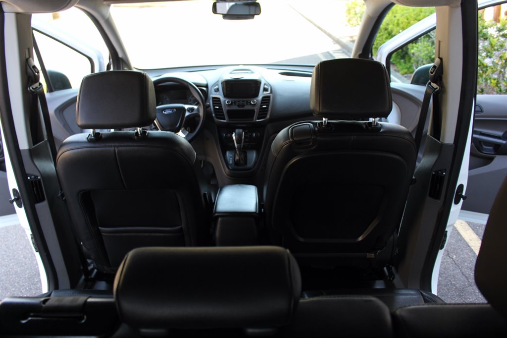 2022 Ford Transit Connect - $27,995