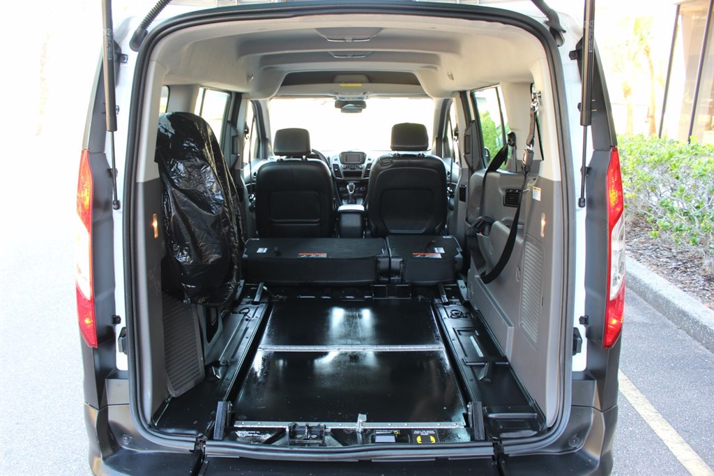2022 Ford Transit Connect - $27,995