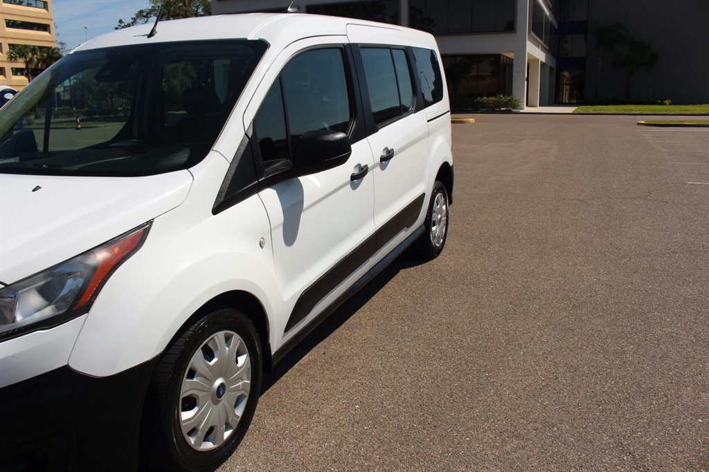 2022 Ford Transit Connect - $27,995
