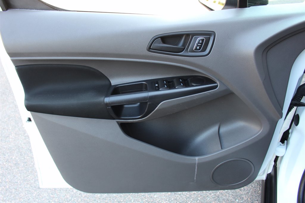 2022 Ford Transit Connect - $27,995