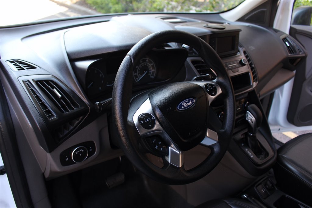 2022 Ford Transit Connect - $27,995
