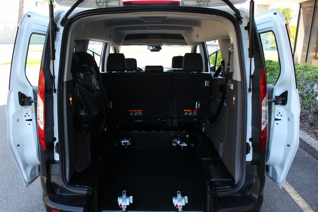 2022 Ford Transit Connect - $27,995