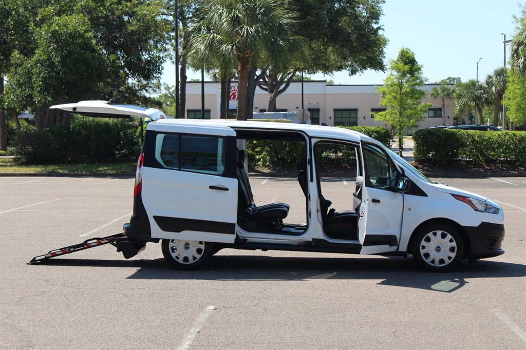 2022 Ford Transit Connect - $27,995