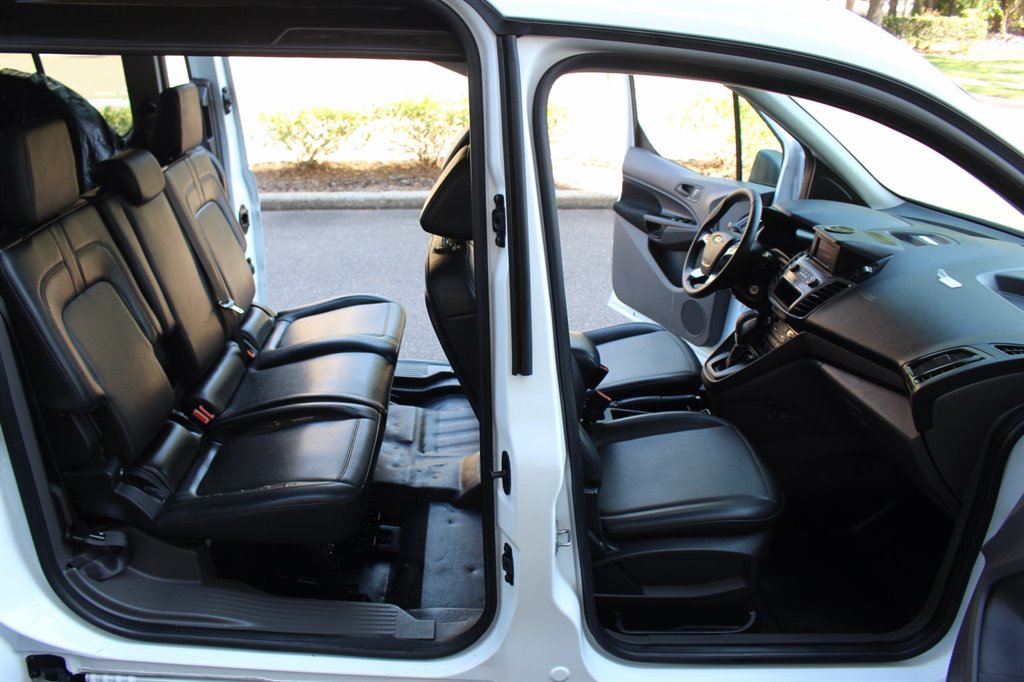 2022 Ford Transit Connect - $27,995
