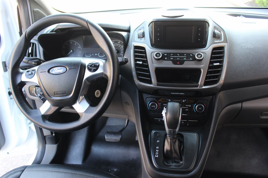 2022 Ford Transit Connect - $27,995