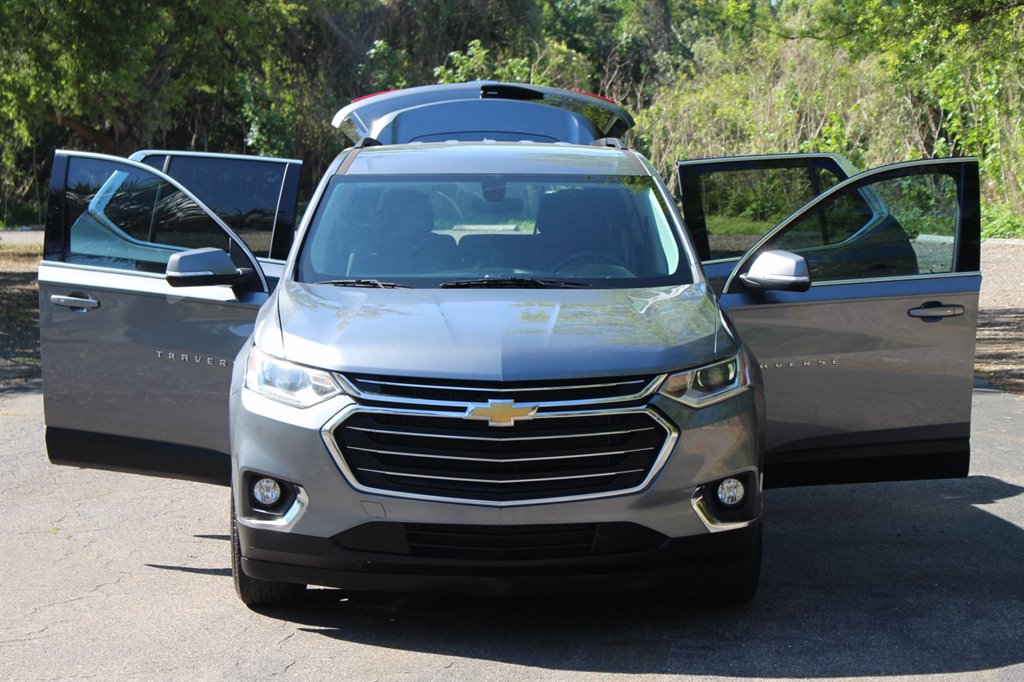 2021 Chevrolet Traverse - $14,995