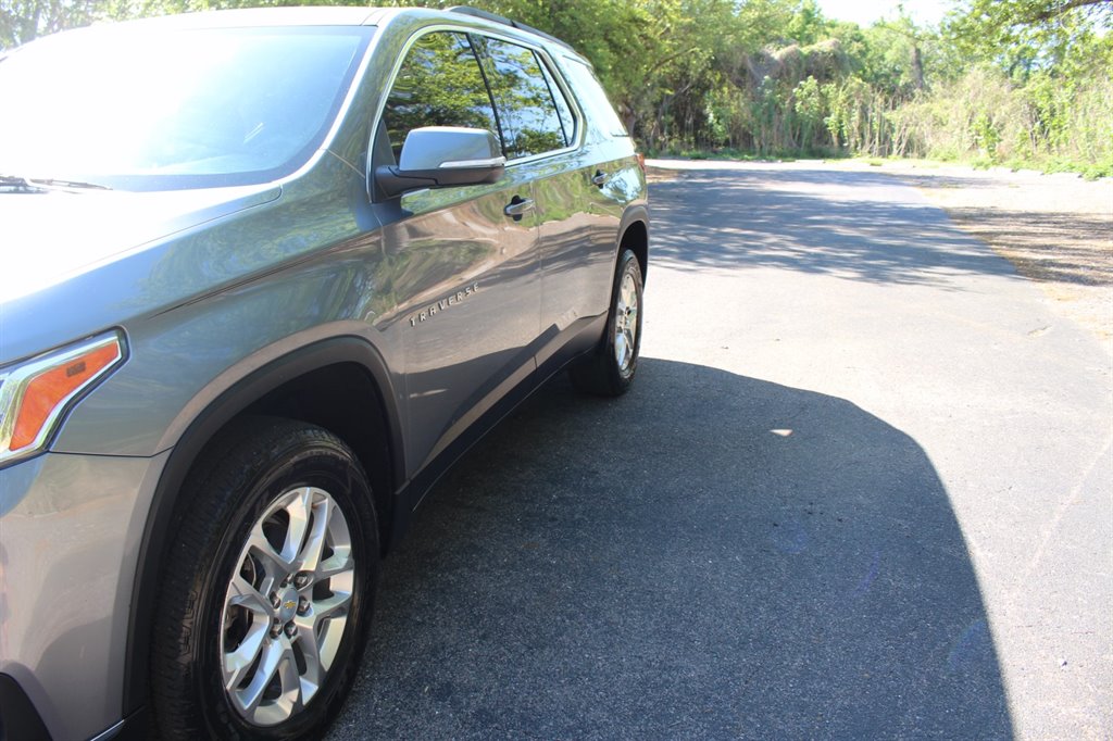 2021 Chevrolet Traverse - $14,995