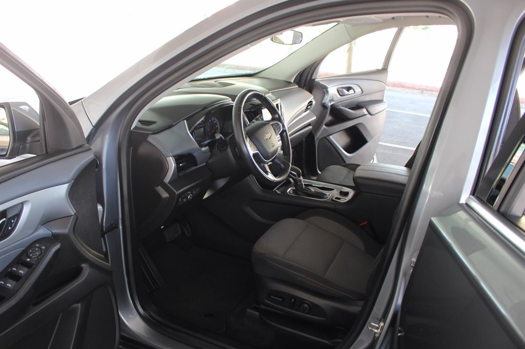 2021 Chevrolet Traverse - $14,995