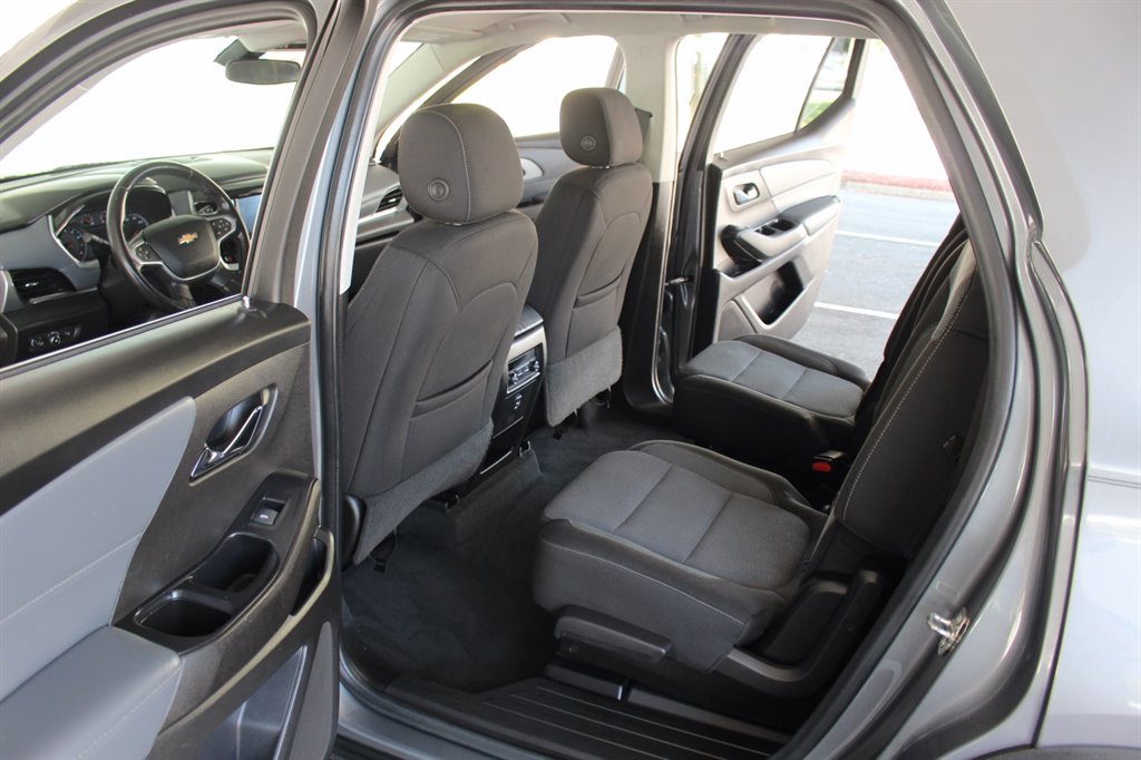 2021 Chevrolet Traverse - $14,995