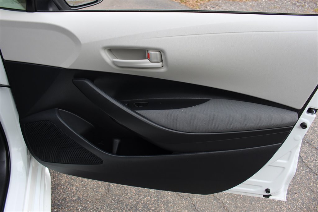 2023 Toyota Corolla - $18,995