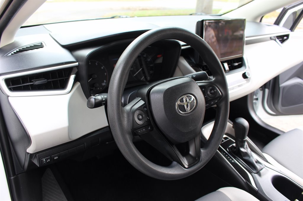 2023 Toyota Corolla - $18,995