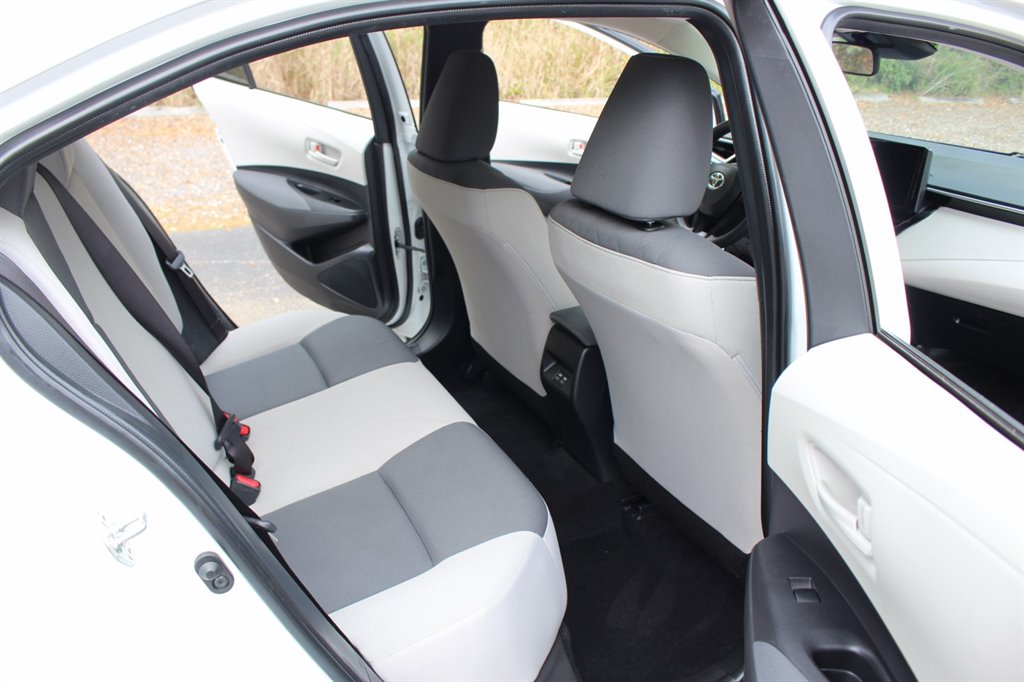 2023 Toyota Corolla - $18,995