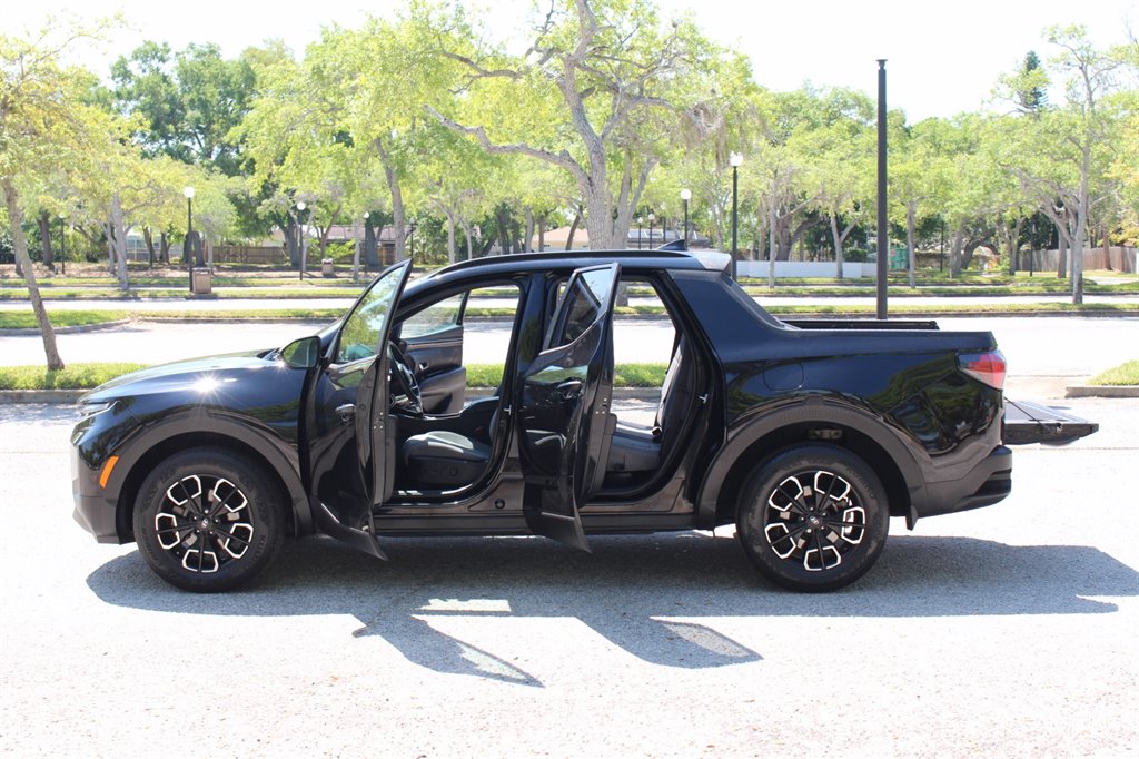2022 Hyundai Santa Cruz - $21,995