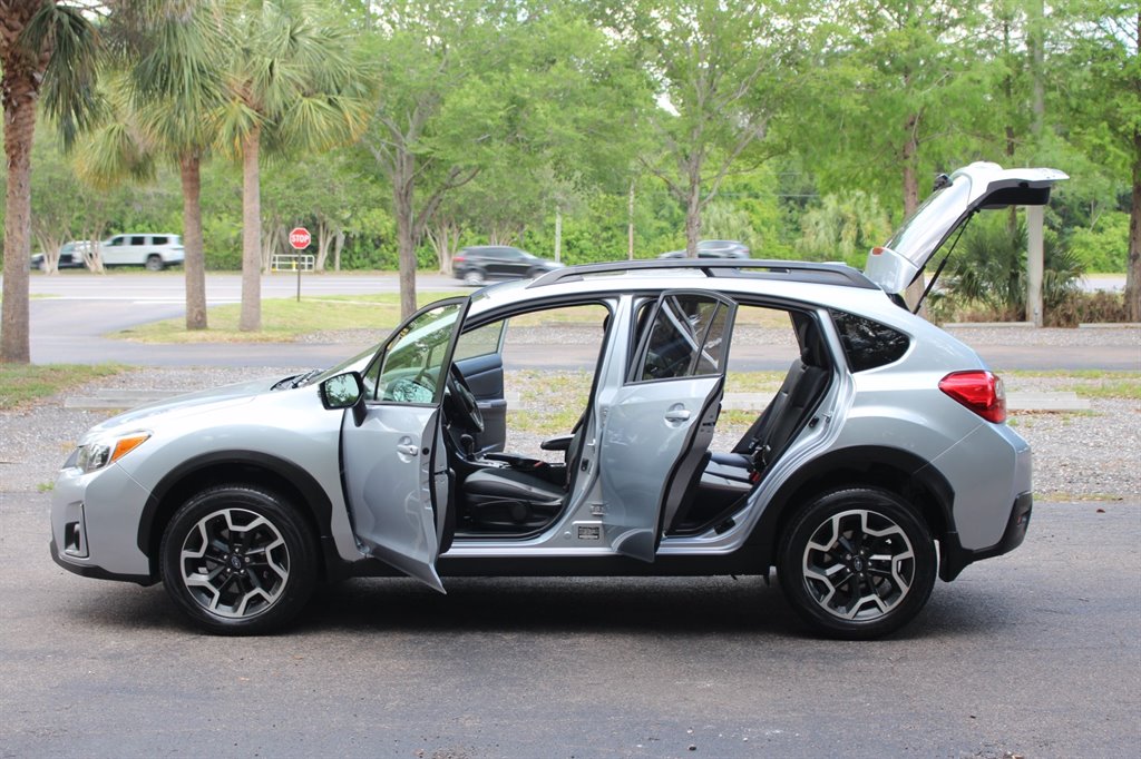 2016 Subaru Crosstrek - $20,995