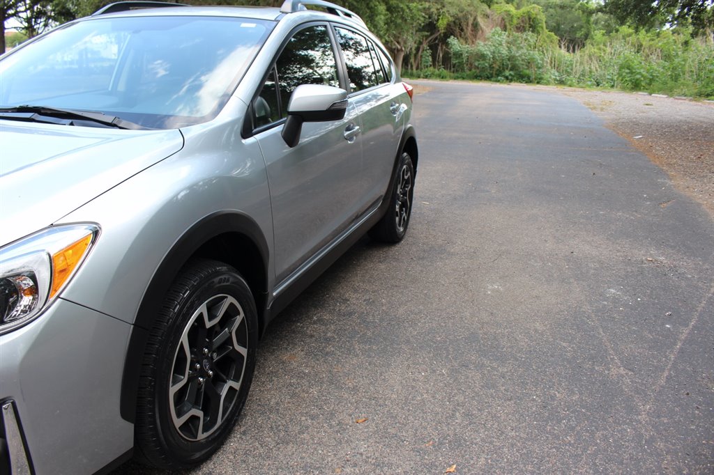 2016 Subaru Crosstrek - $20,995