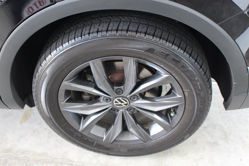 2022 Volkswagen Tiguan - $18,995