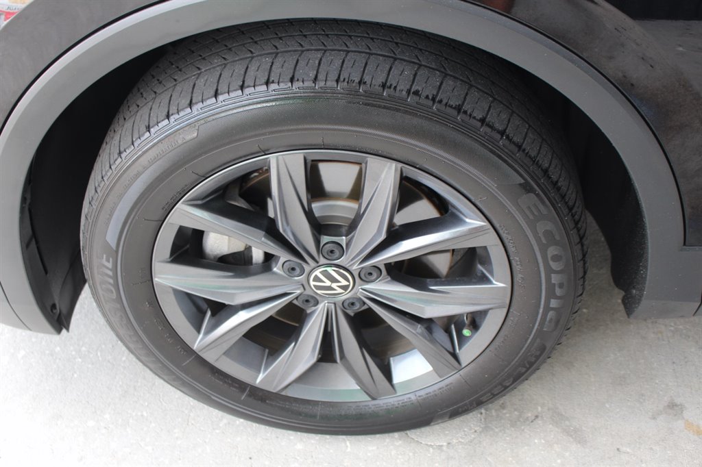 2022 Volkswagen Tiguan - $18,995
