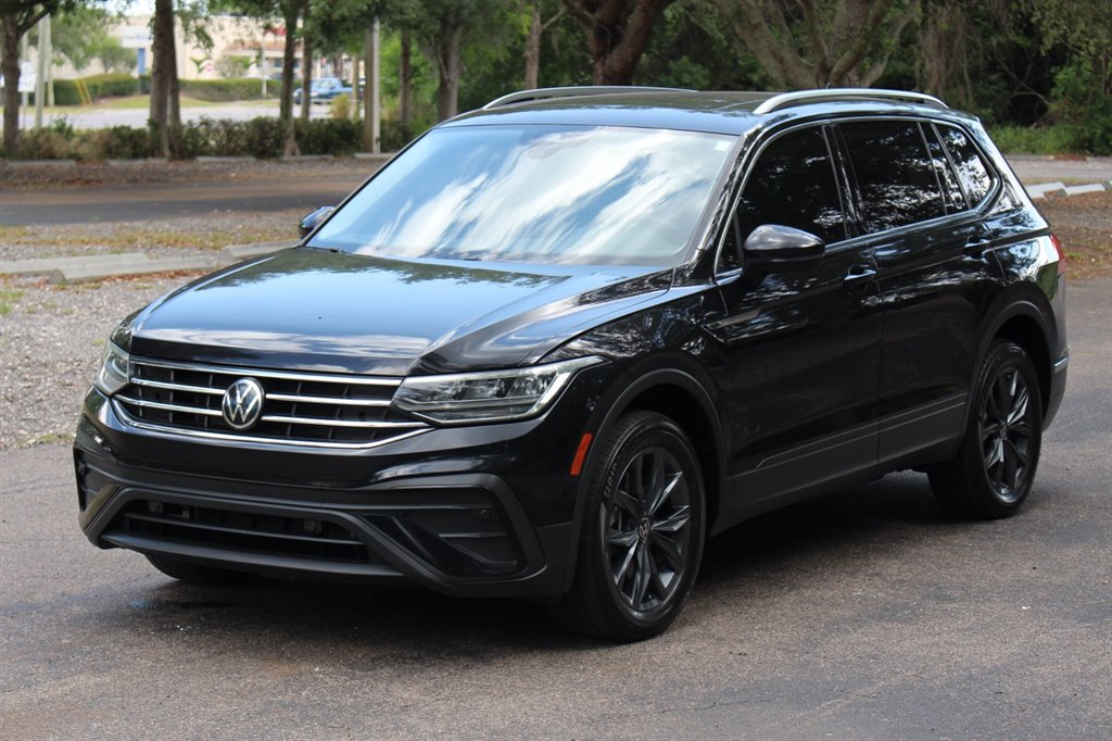 2022 Volkswagen Tiguan - $18,995