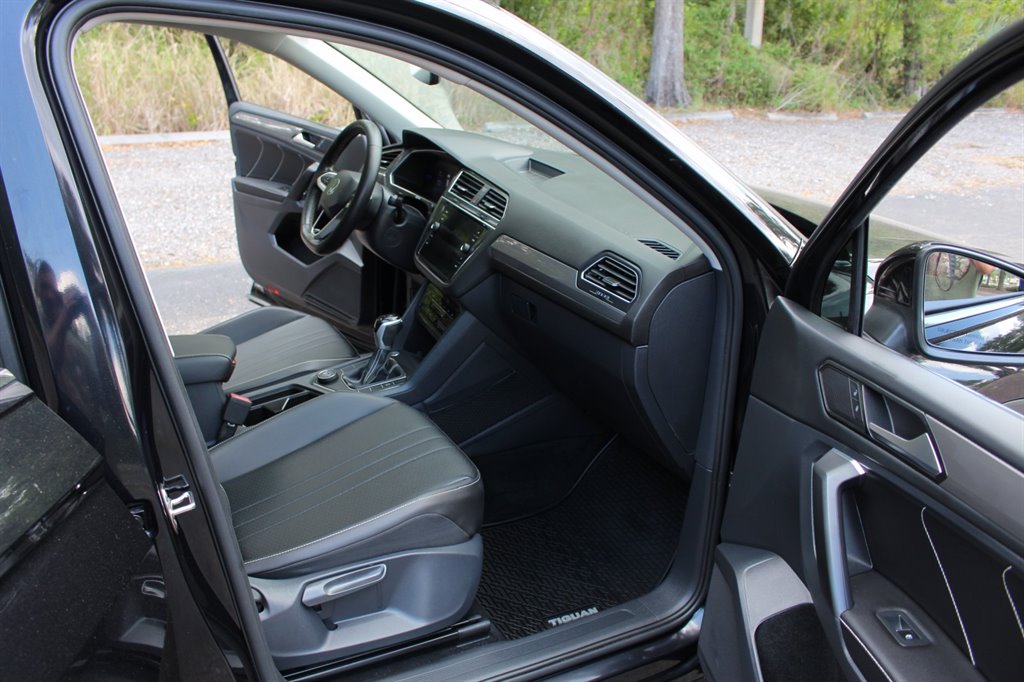 2022 Volkswagen Tiguan - $18,995