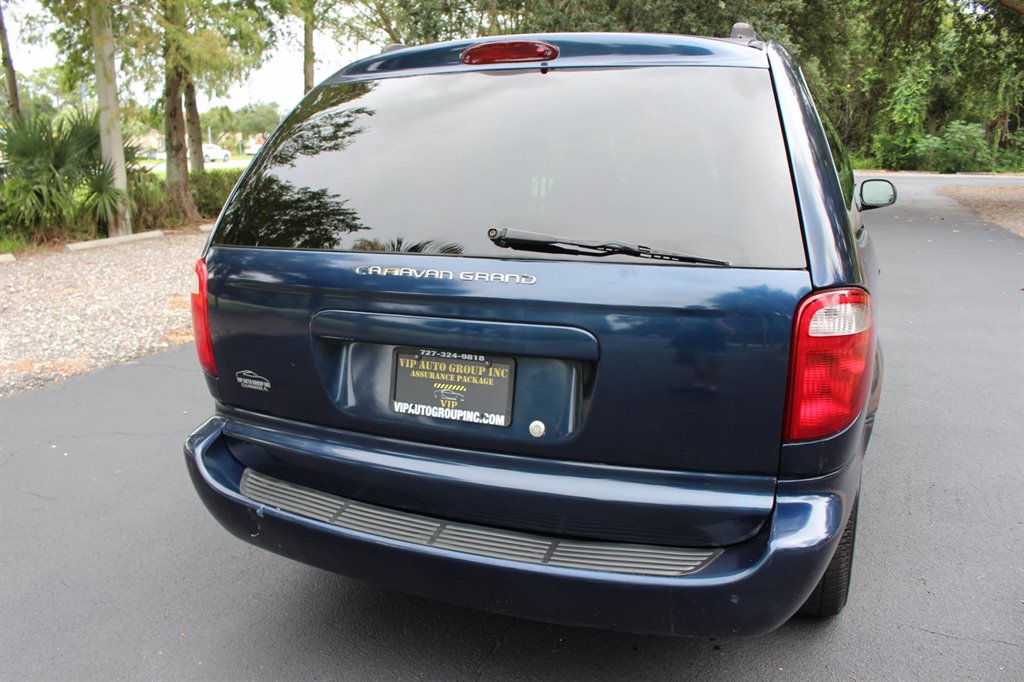 2002 Dodge Grand Caravan - $8,995