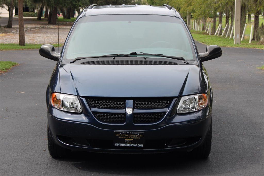 2002 Dodge Grand Caravan - $8,995
