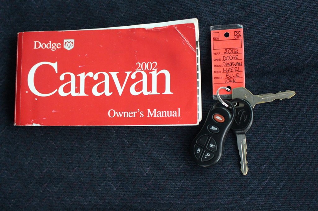 2002 Dodge Grand Caravan - $8,995