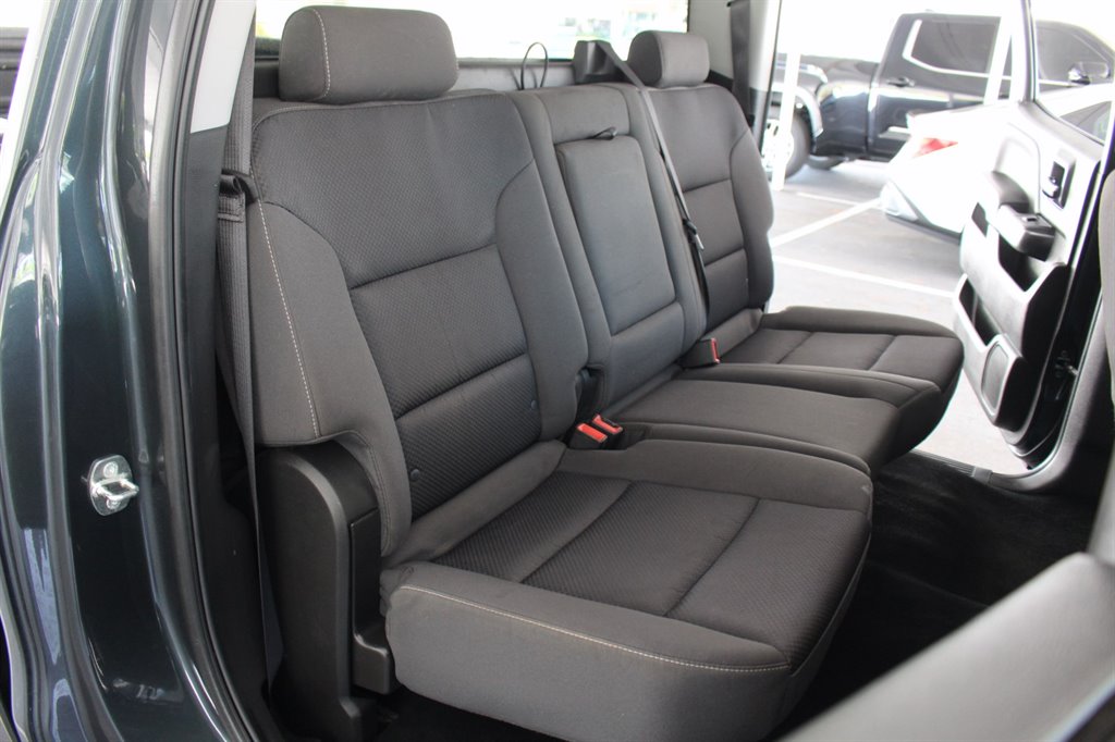 2018 Chevrolet Silverado 1500 - $13,995