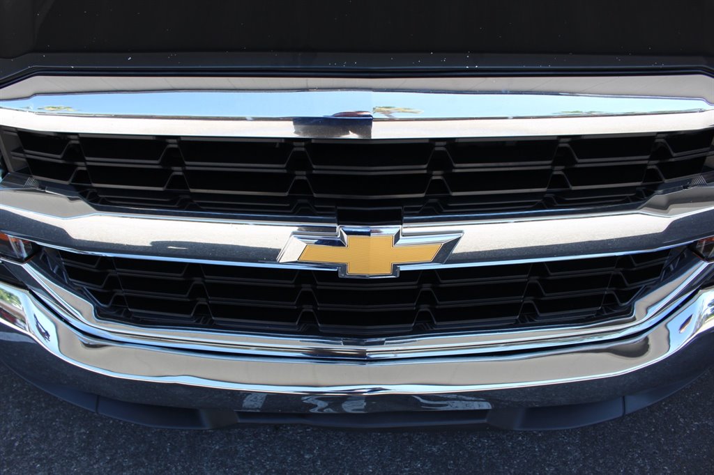 2018 Chevrolet Silverado 1500 - $13,995