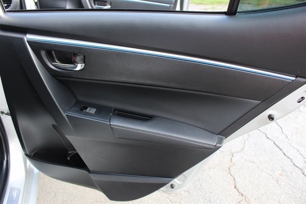 2015 Toyota Corolla - $14,995