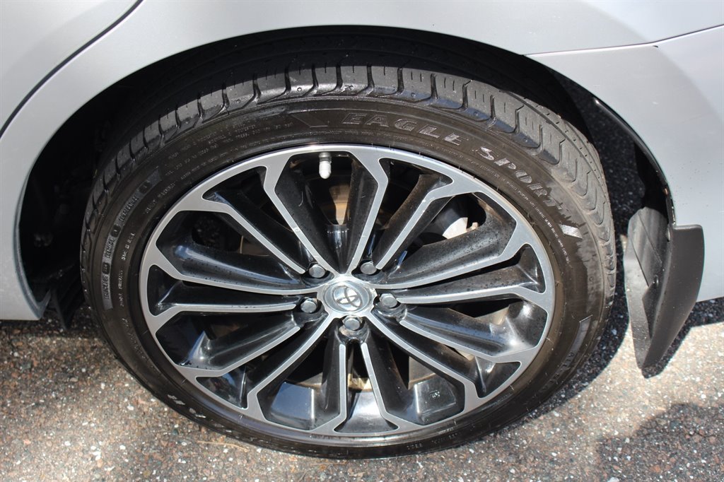 2015 Toyota Corolla - $14,995