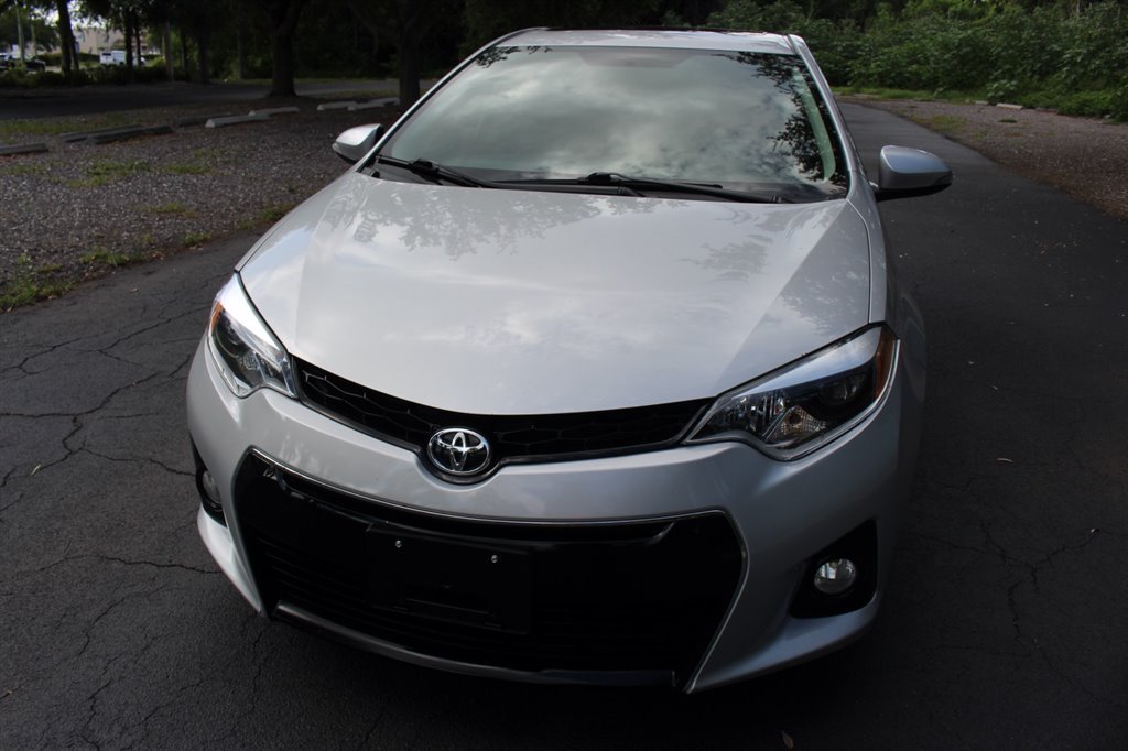 2015 Toyota Corolla - $14,995