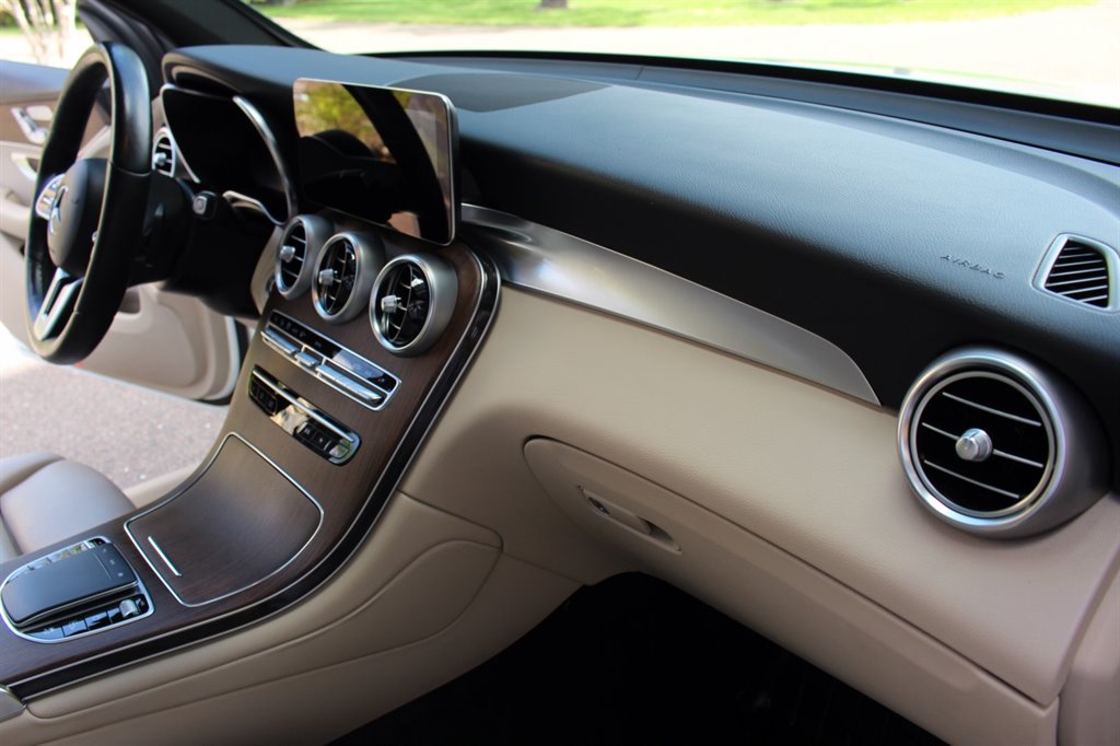 2021 Mercedes-Benz GLC - $24,995