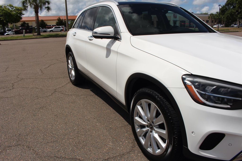 2021 Mercedes-Benz GLC - $24,995