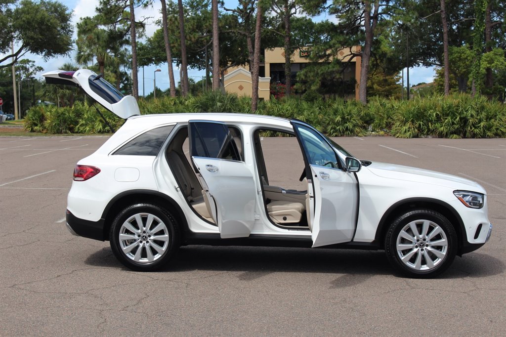 2021 Mercedes-Benz GLC - $24,995
