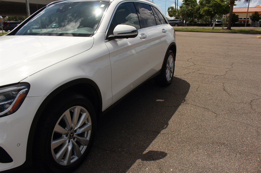 2021 Mercedes-Benz GLC - $24,995