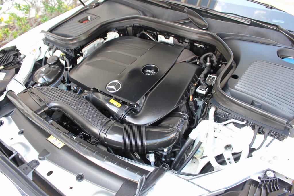 2021 Mercedes-Benz GLC - $24,995