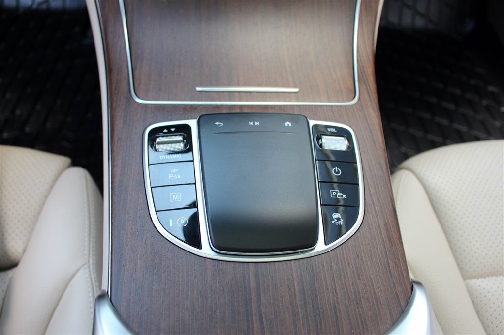 2021 Mercedes-Benz GLC - $24,995