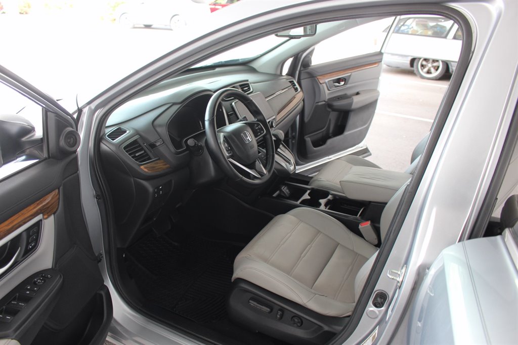 2017 Honda CR-V - $18,995