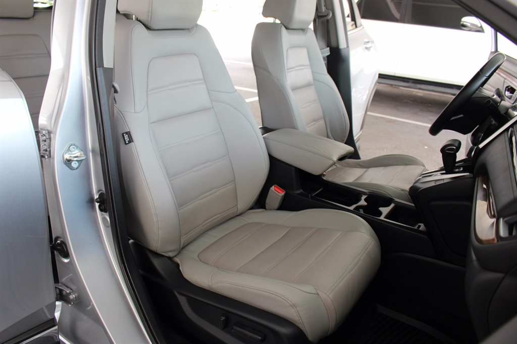 2017 Honda CR-V - $18,995