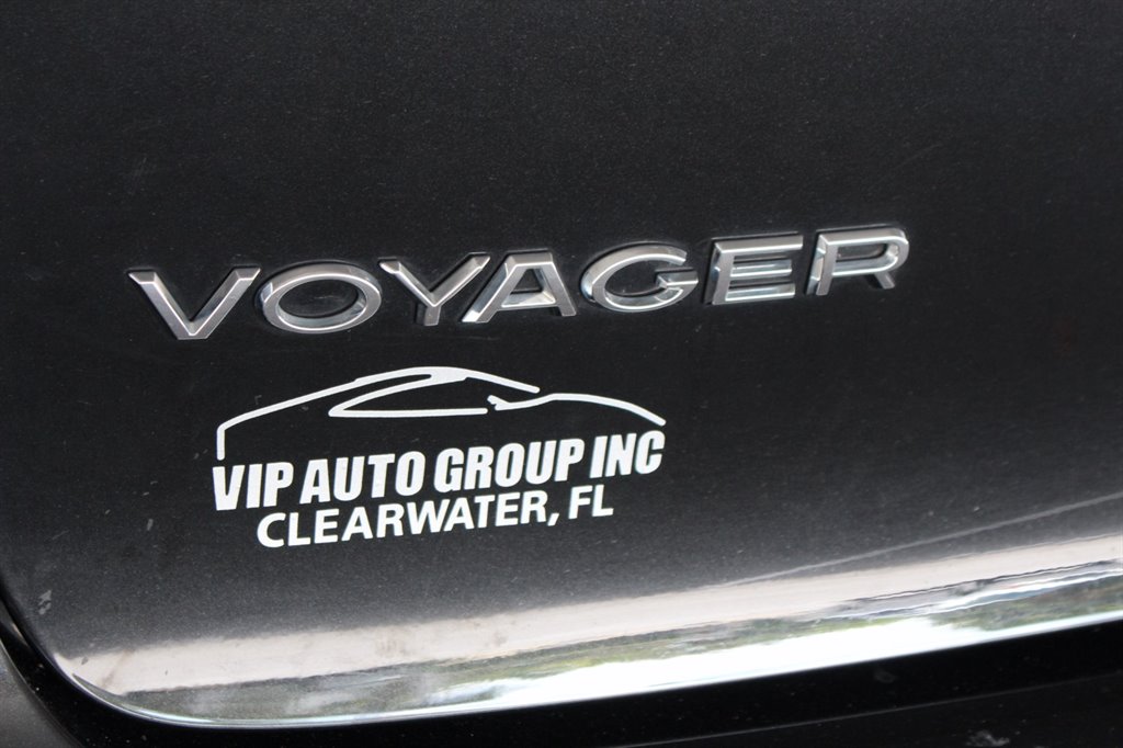 2022 Chrysler Voyager - $38,995