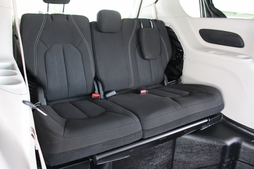 2022 Chrysler Voyager - $38,995