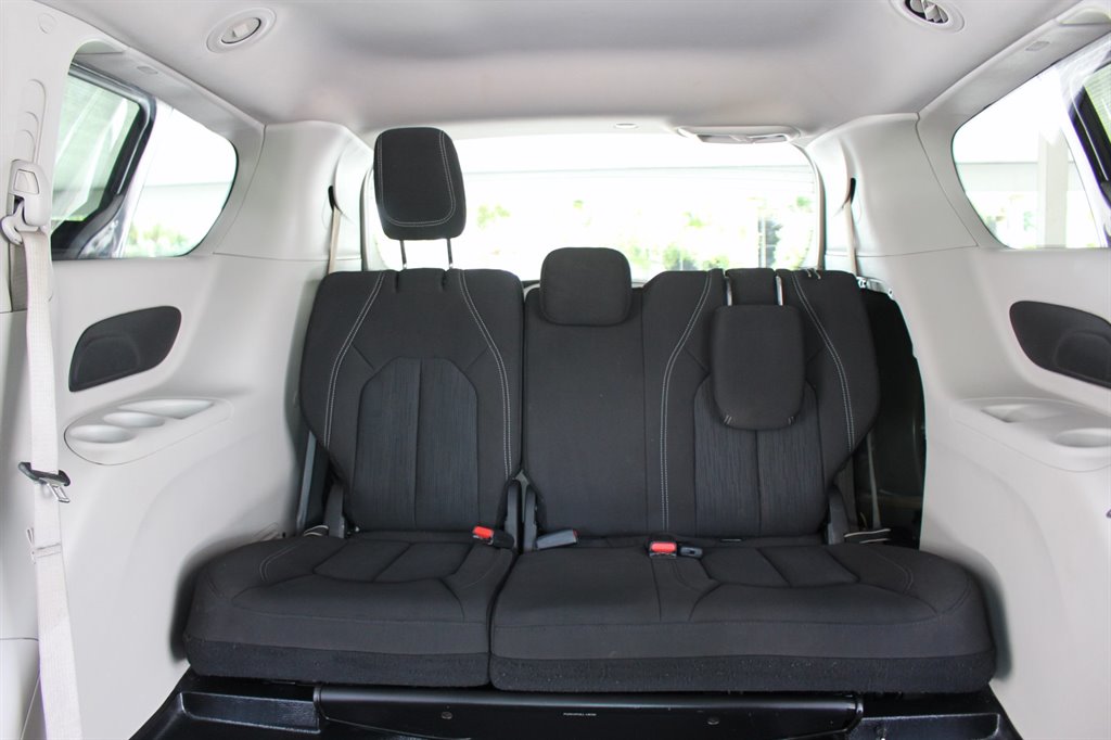 2022 Chrysler Voyager - $38,995