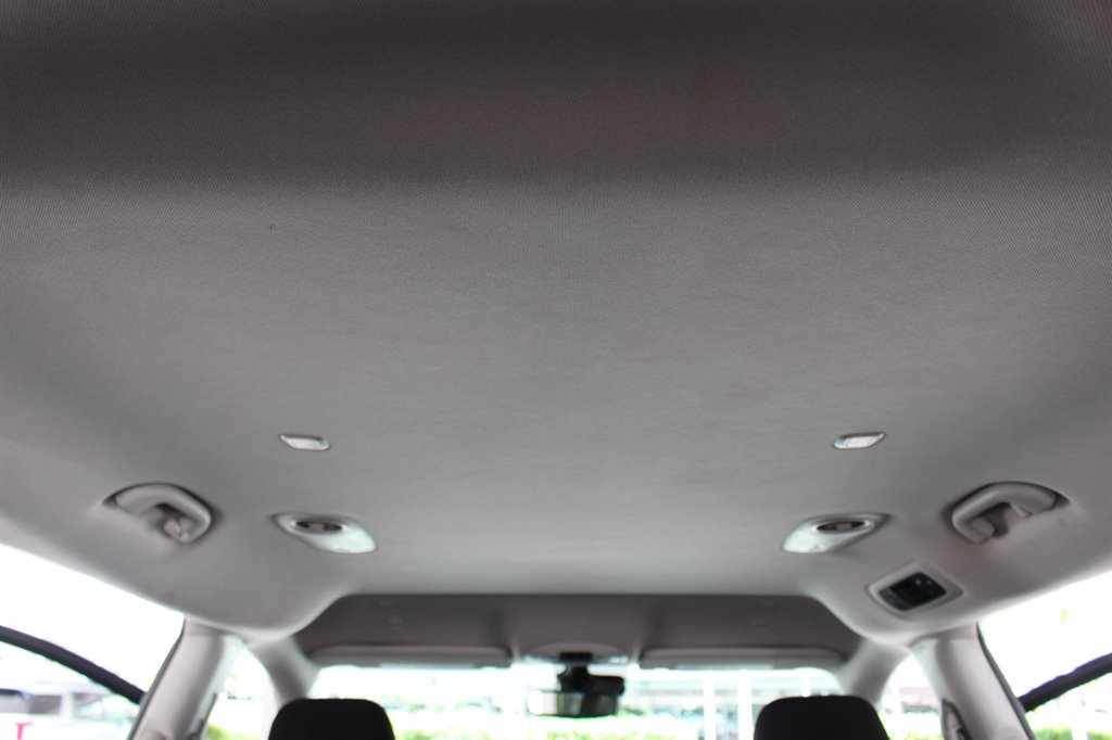 2022 Chrysler Voyager - $38,995