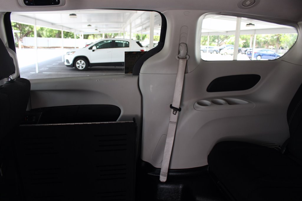 2022 Chrysler Voyager - $38,995