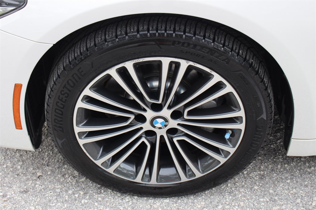 2020 BMW 5 Series - $21,995