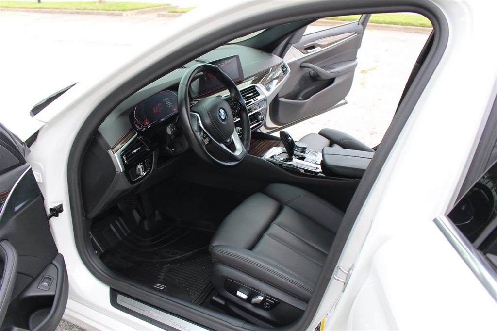 2020 BMW 5 Series - $21,995