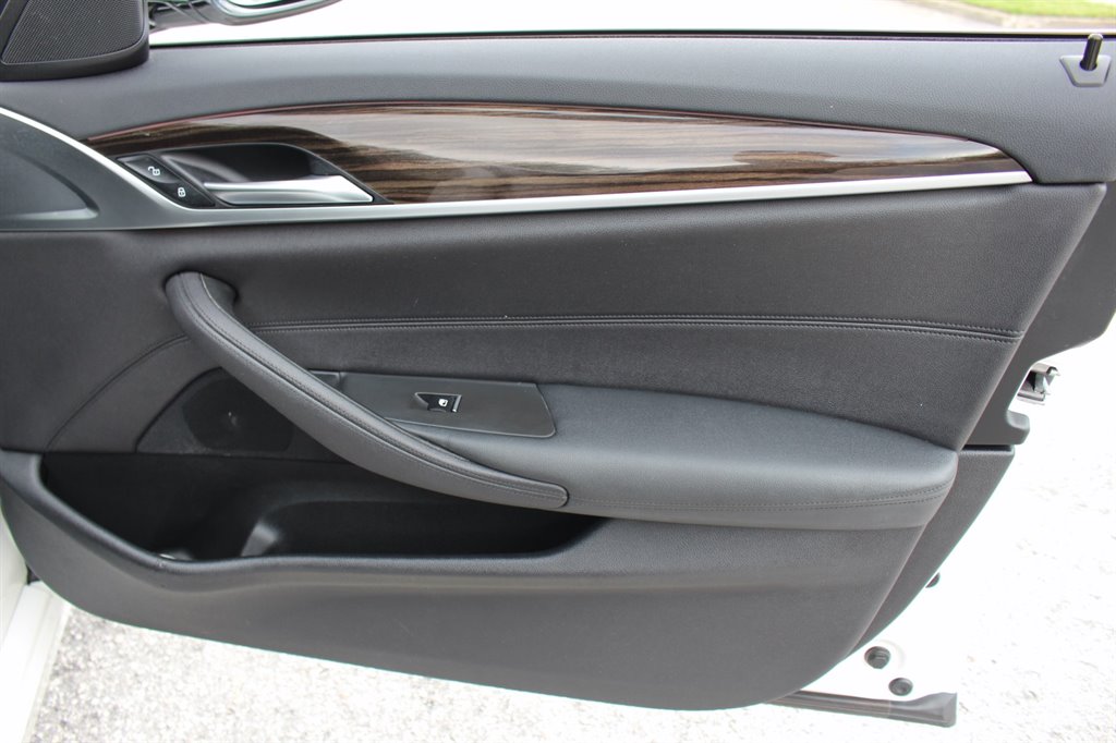 2020 BMW 5 Series - $21,995